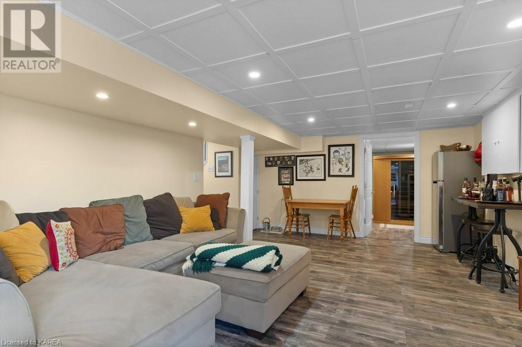 856 LUDGATE Crescent