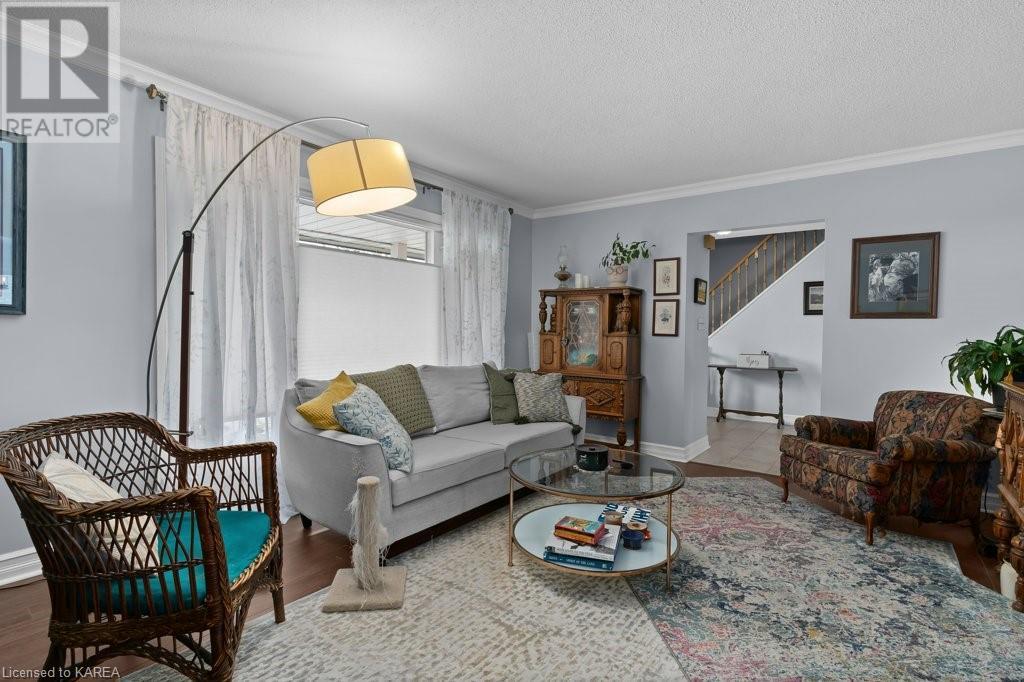 856 LUDGATE Crescent