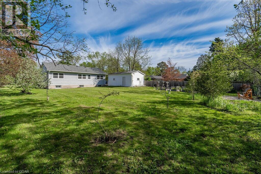 4 LOCKYER Road