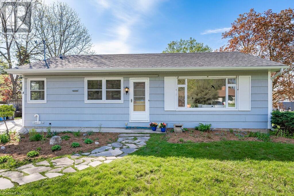 4 LOCKYER Road