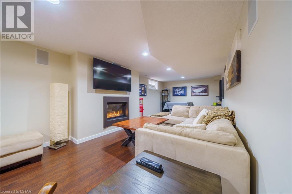 549 DARCY Drive