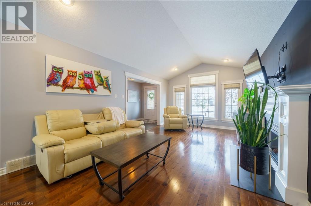 549 DARCY Drive