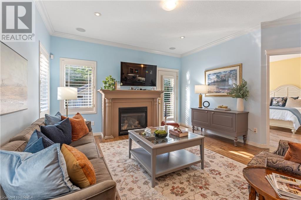 5 COBBLESTONE Drive