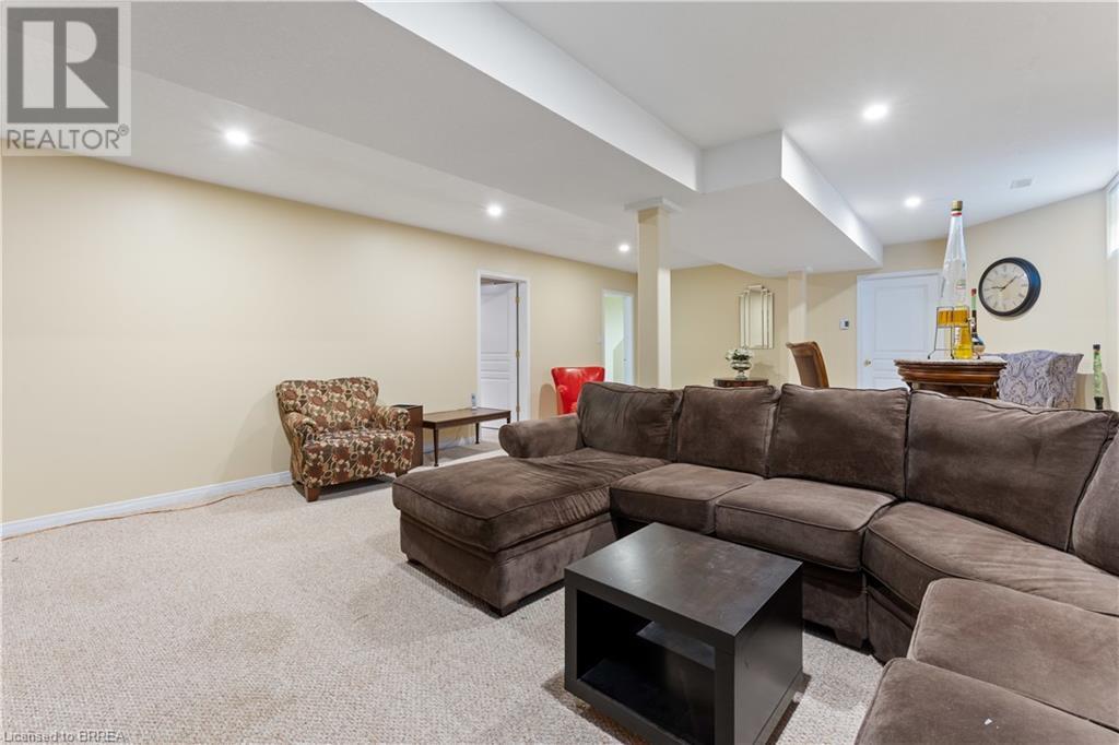 5 COBBLESTONE Drive