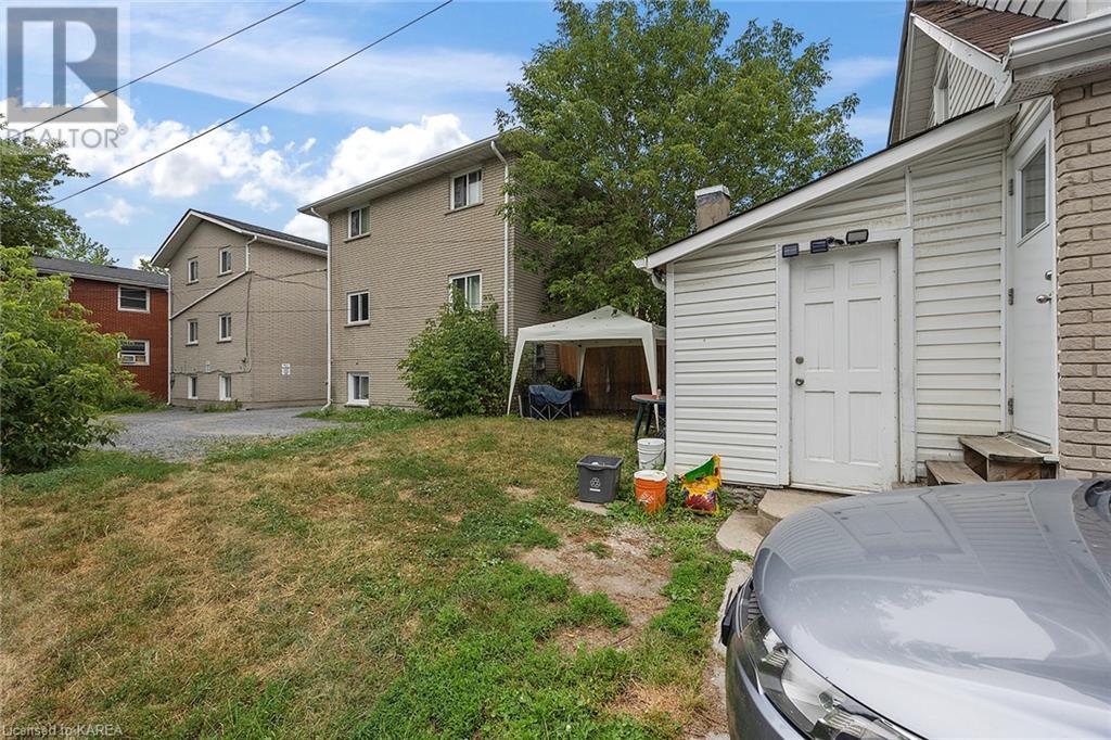 22 CONCESSION Street