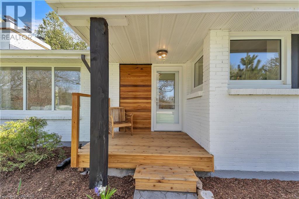 229 WOODWORTH Crescent
