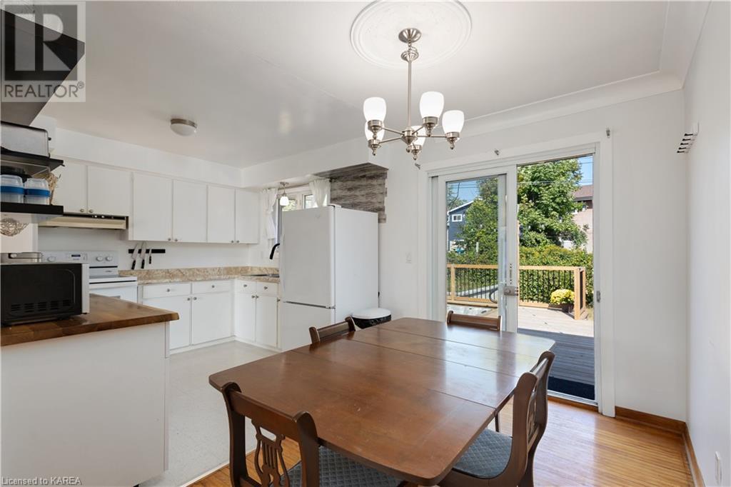 85 MORENZ Crescent