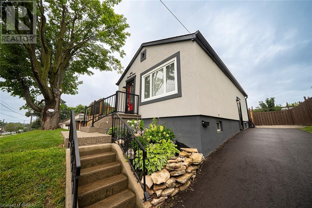 362 SHERIDAN Street
