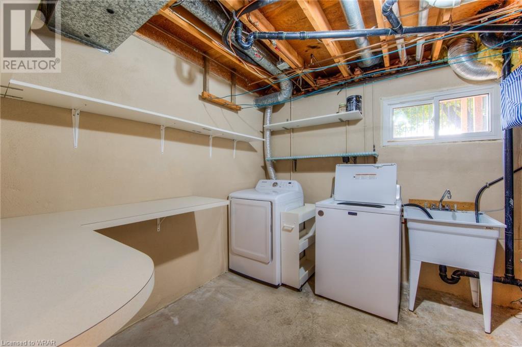 271 THORNCREST Drive