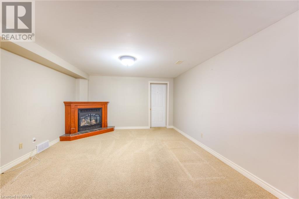 271 THORNCREST Drive