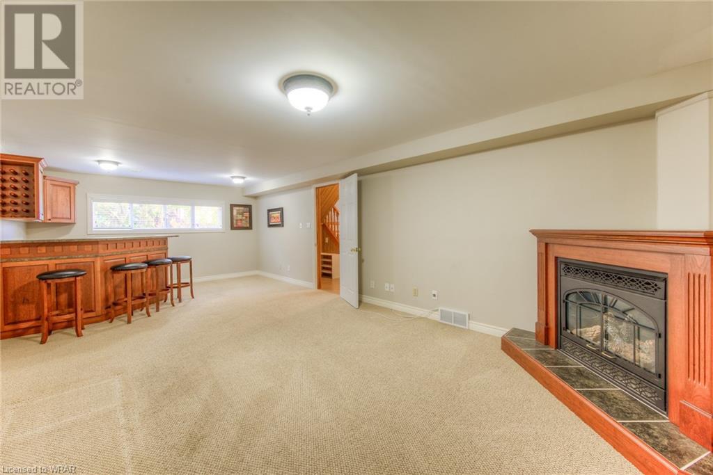 271 THORNCREST Drive