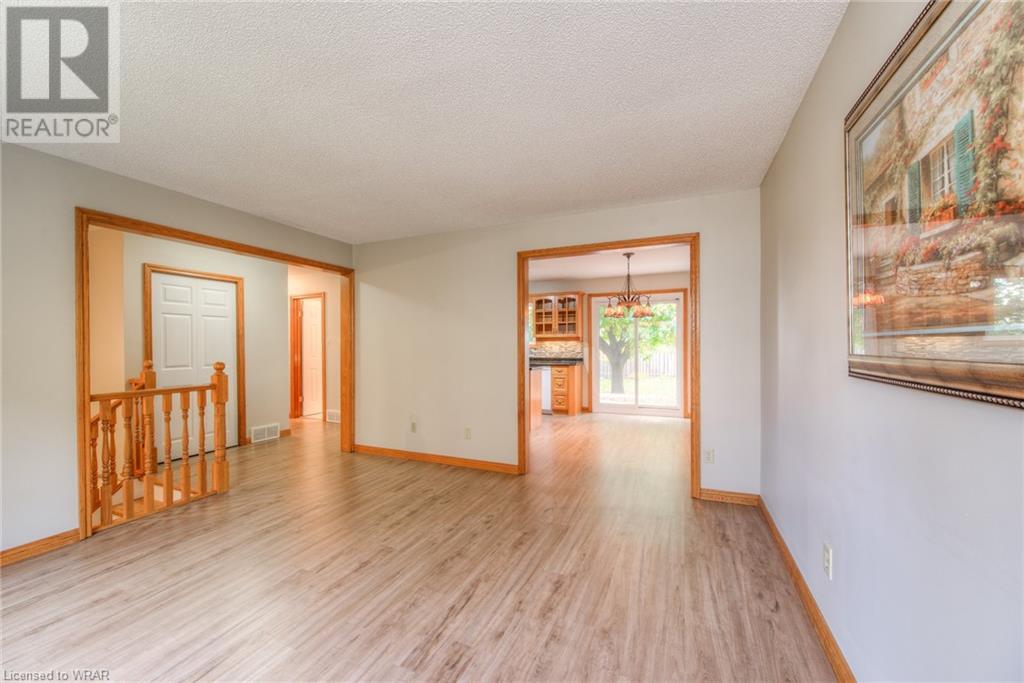 271 THORNCREST Drive