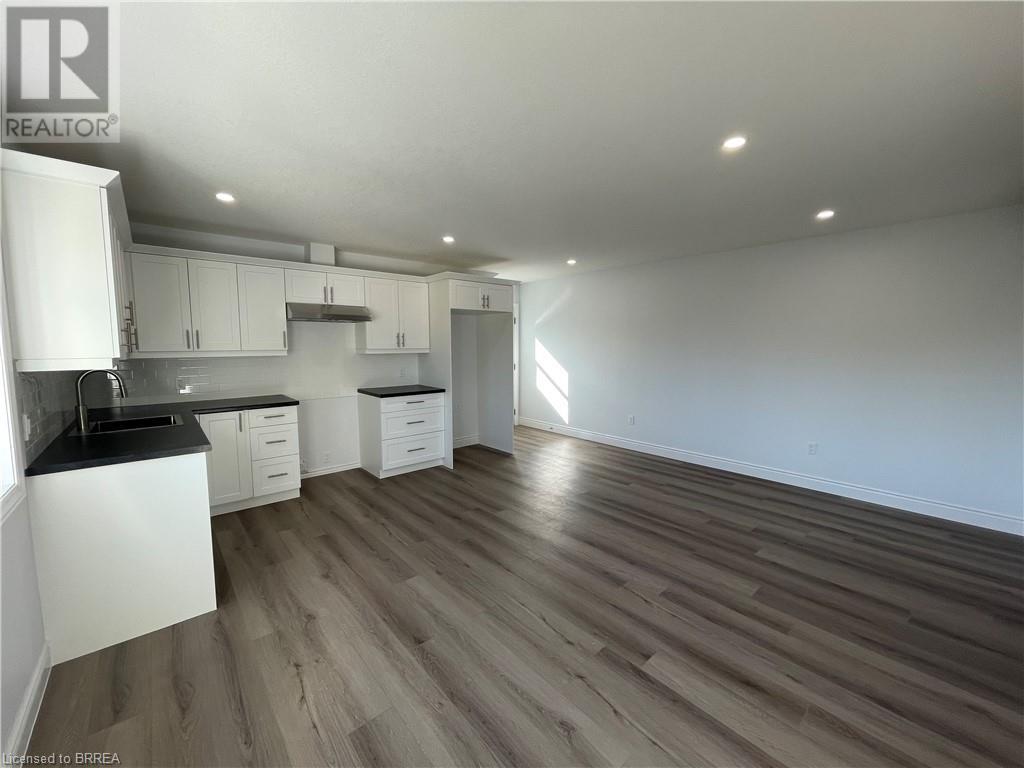 24A BALFOUR Street Unit# Upper