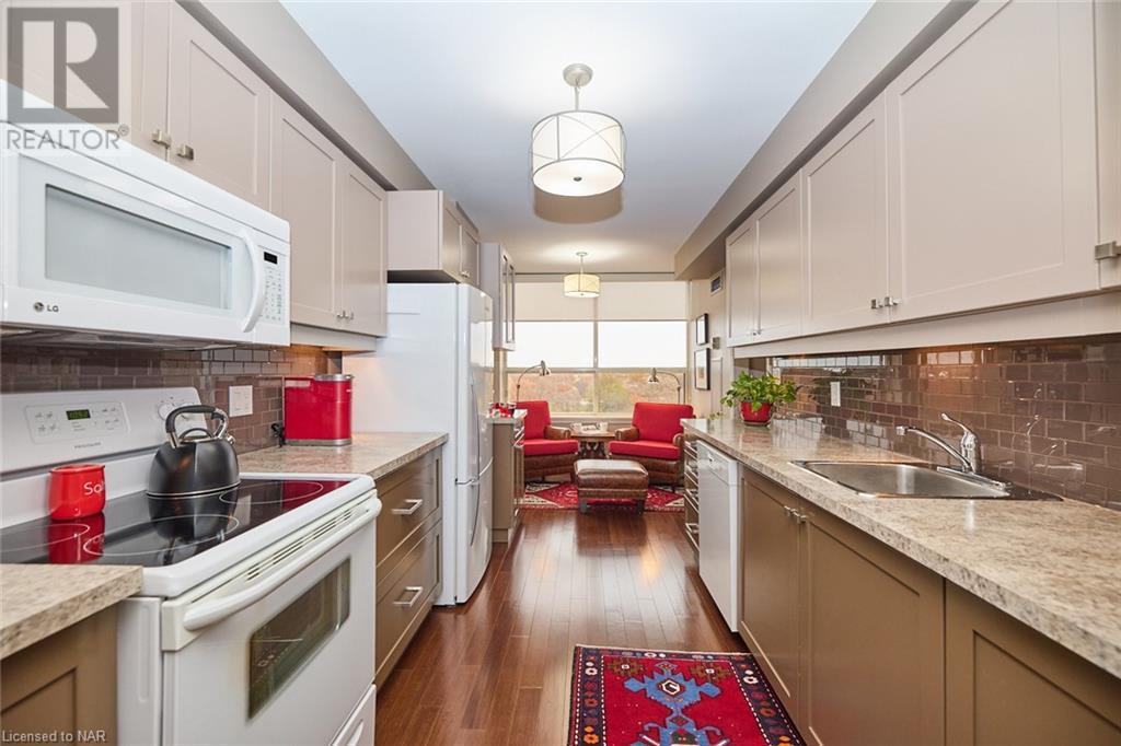 3 TOWERING HEIGHTS Boulevard Unit# 1106