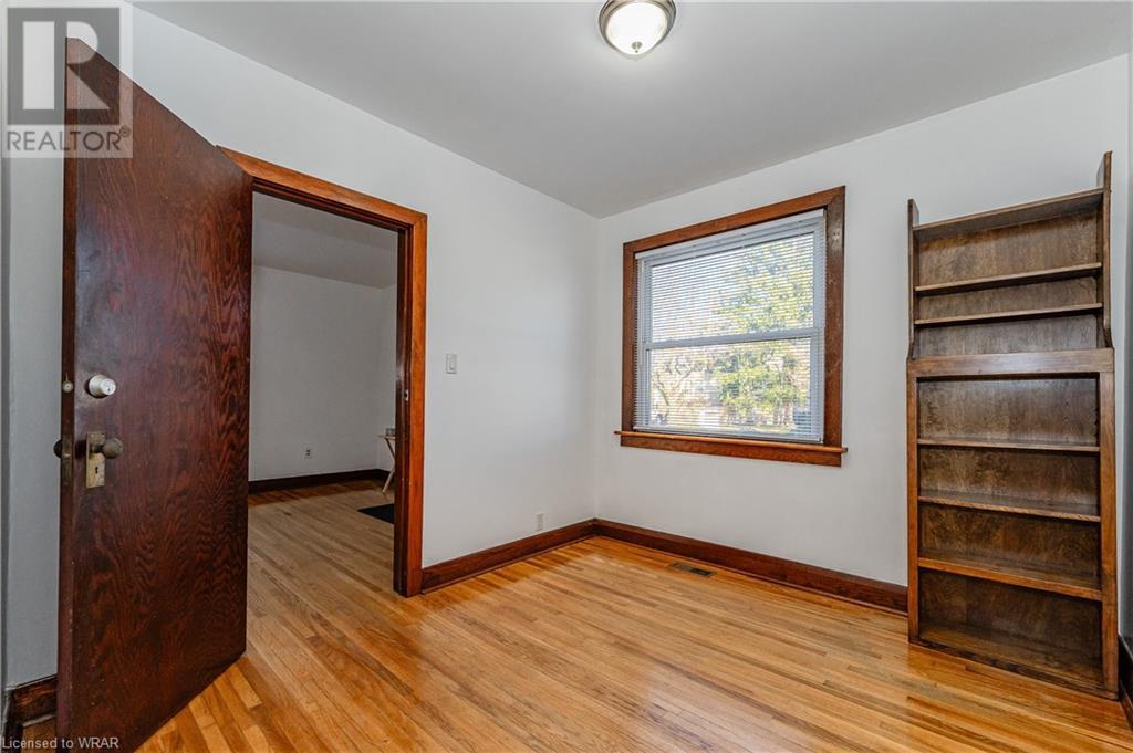 10 VIMY Street
