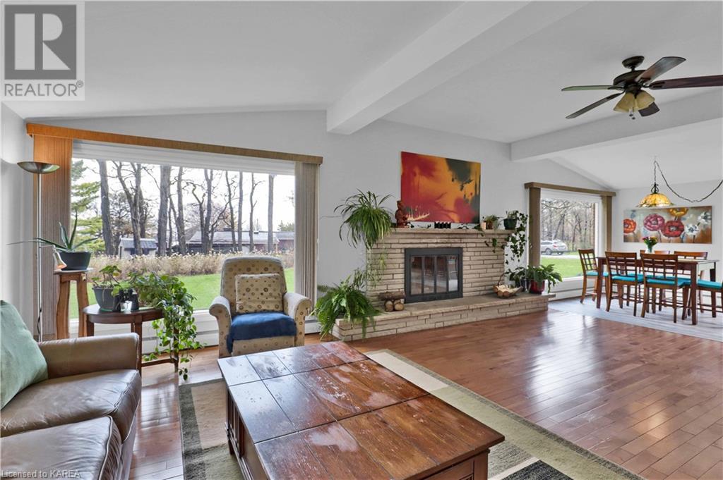 3 HELENA Place