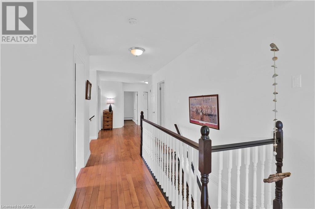3 HELENA Place
