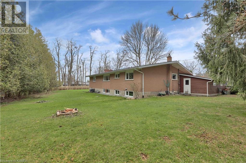 3 HELENA Place