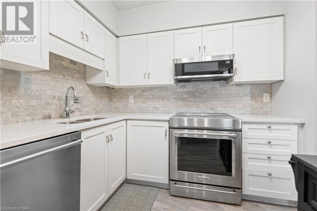 9 BONHEUR Court Unit# 912