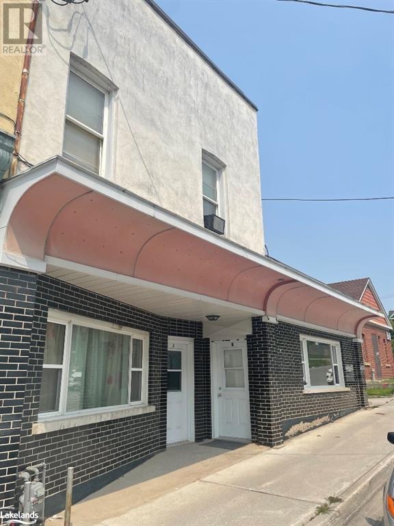 9 SIMCOE Street
