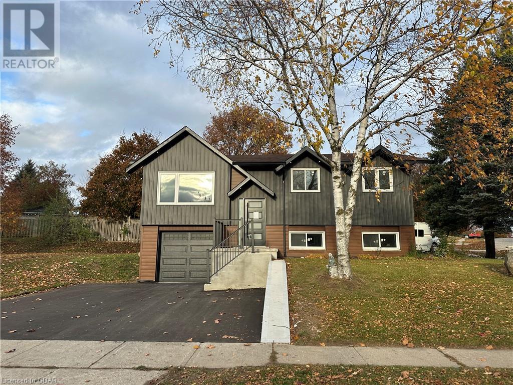 107 STIRLING MACGREGOR Drive