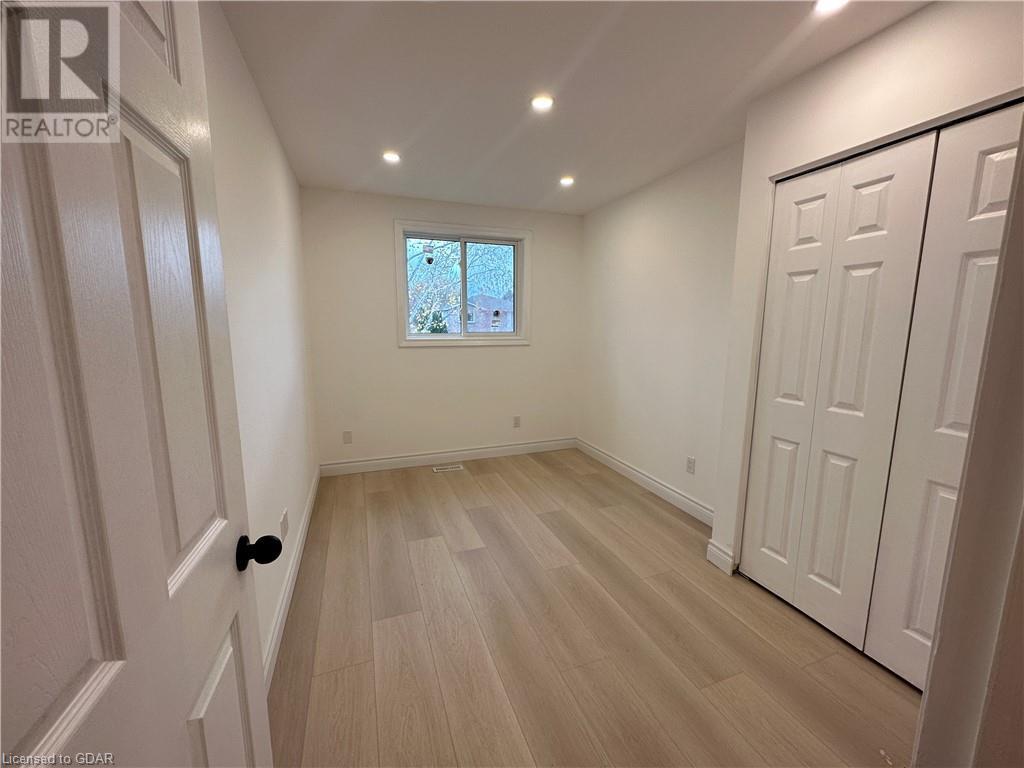 107 STIRLING MACGREGOR Drive