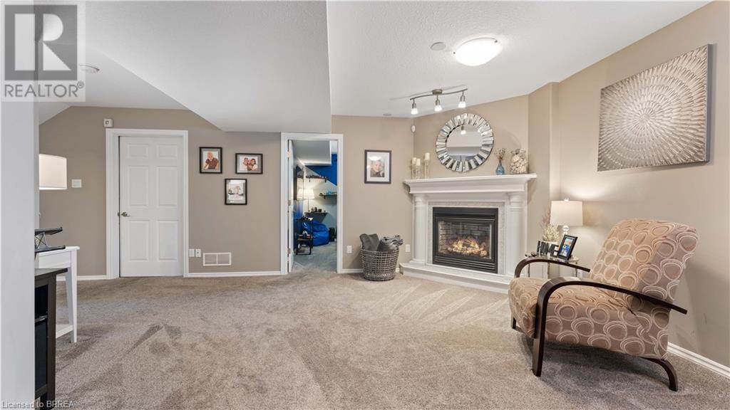 62 LONG Lane