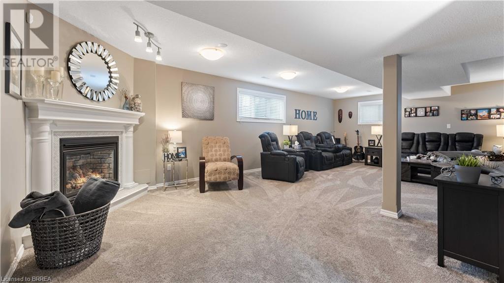 62 LONG Lane