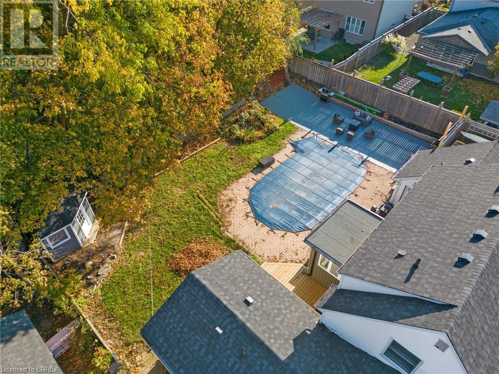 64 RIDGEWOOD Drive