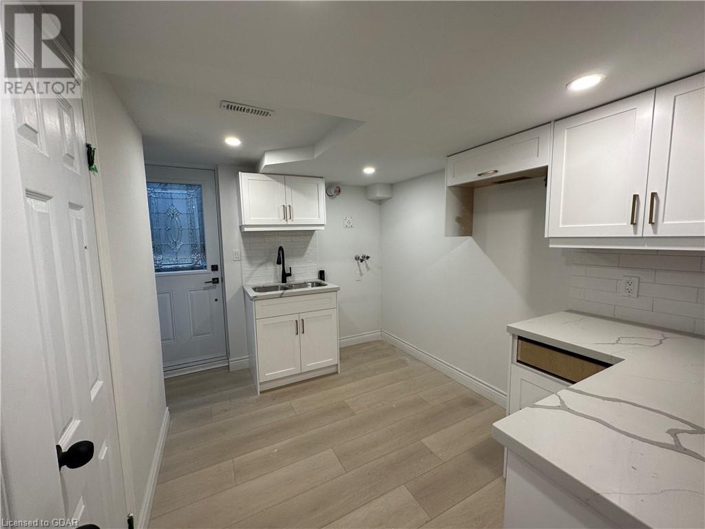 107 STIRLING MACGREGOR Drive Unit# BSMT
