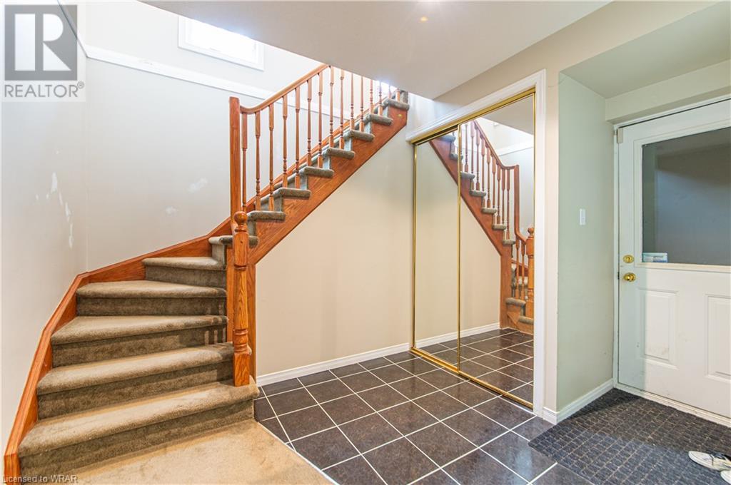 465 COLUMBIA Street W Unit# 4