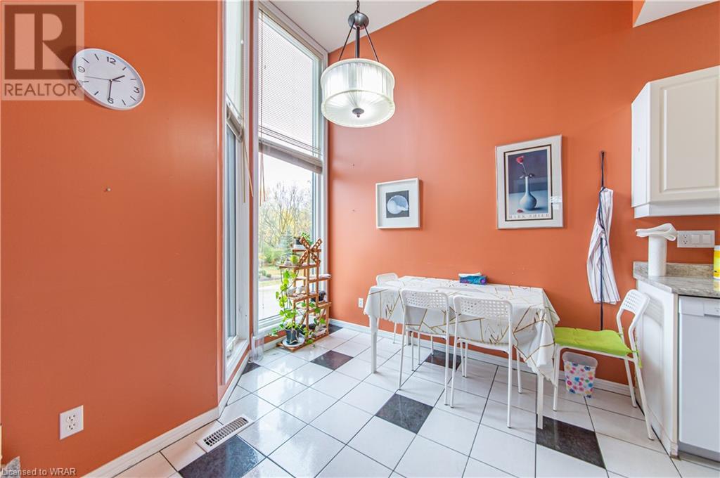 465 COLUMBIA Street W Unit# 4