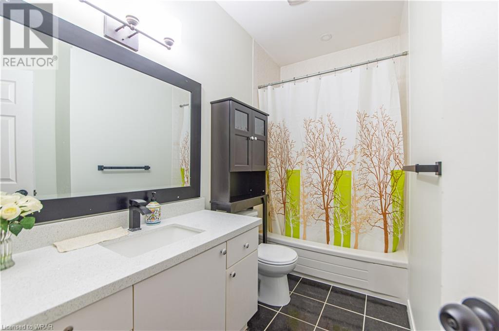 465 COLUMBIA Street W Unit# 4