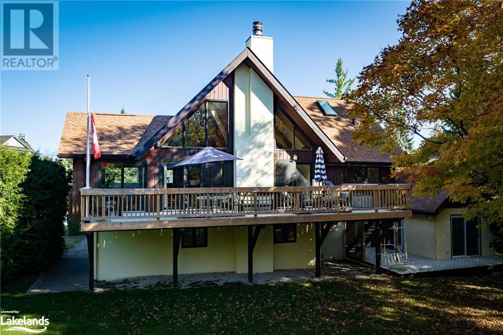 120 CARMICHAEL Crescent
