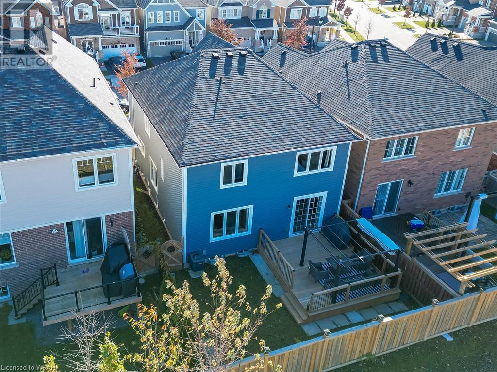 410 GROVEHILL Crescent