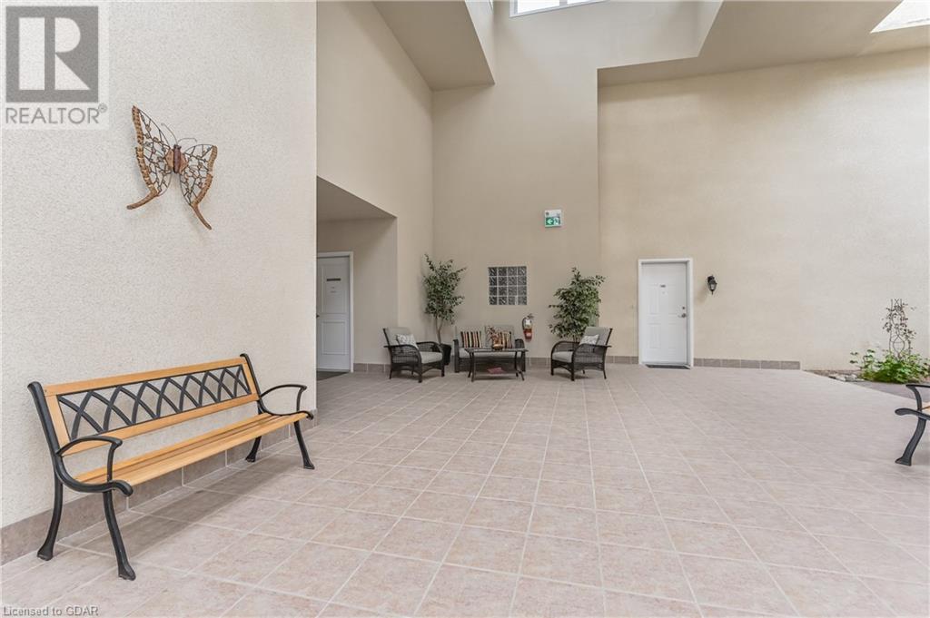 760 WOODHILL Drive Unit# 220