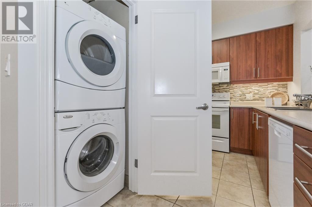 760 WOODHILL Drive Unit# 220