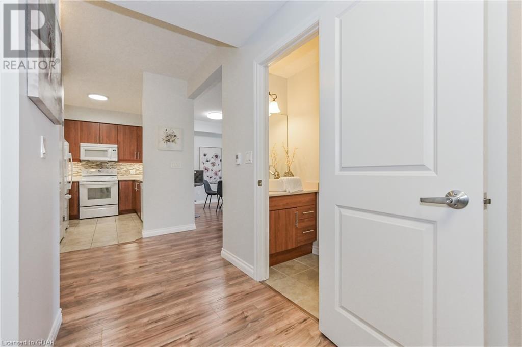 760 WOODHILL Drive Unit# 220
