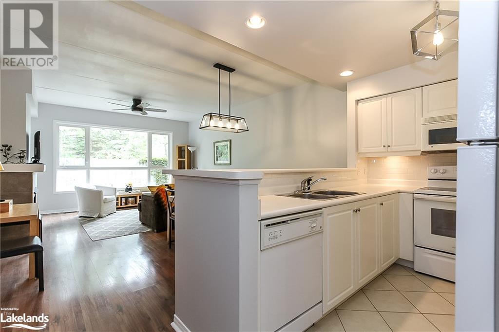 919 CEDAR POINTE Court