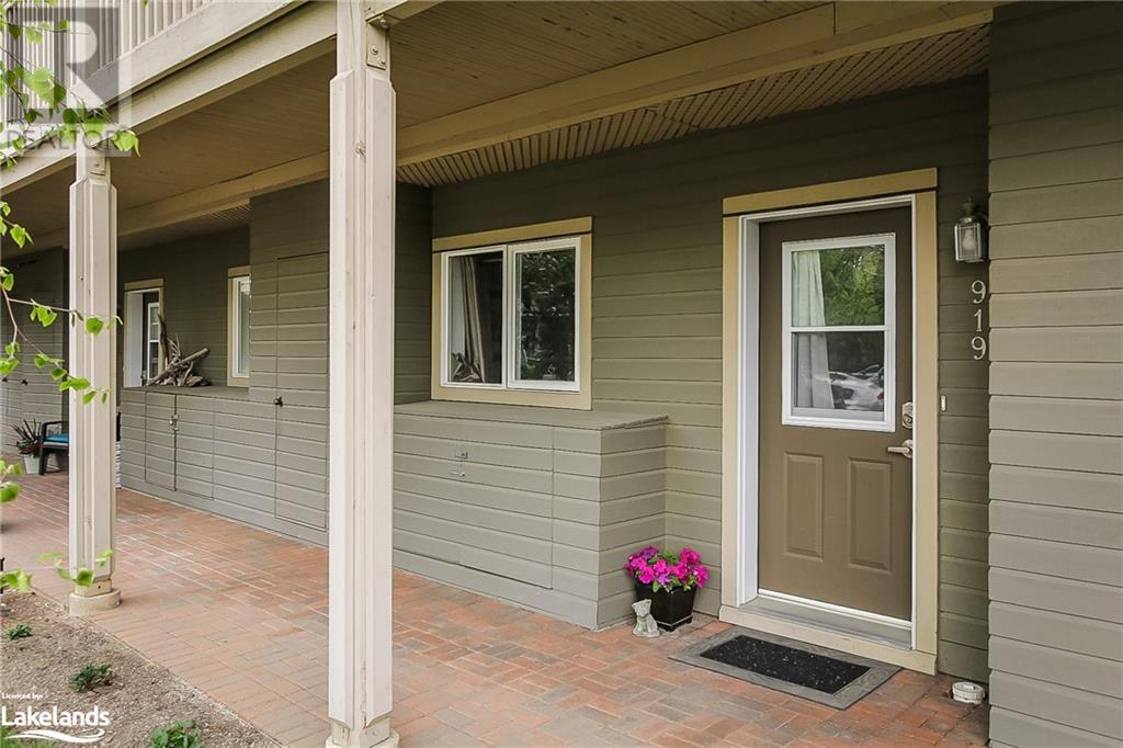 919 CEDAR POINTE Court