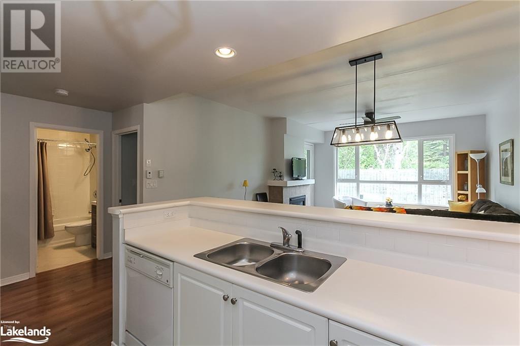 919 CEDAR POINTE Court