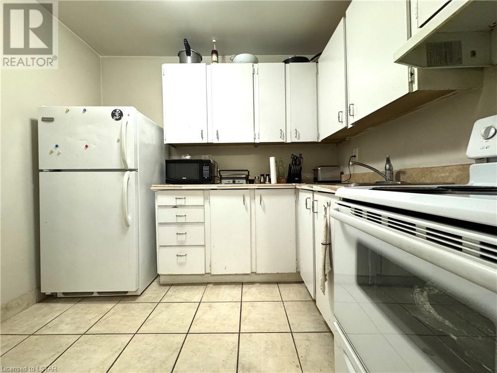 573 MORNINGTON Avenue Unit# 707