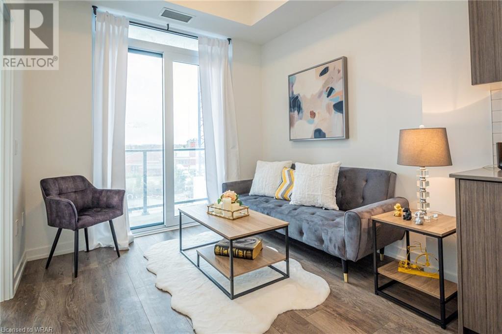 15 WELLINGTON Street Unit# 204