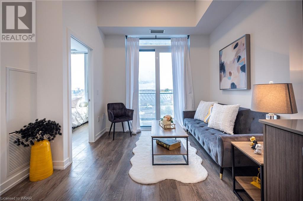 15 WELLINGTON Street Unit# 204