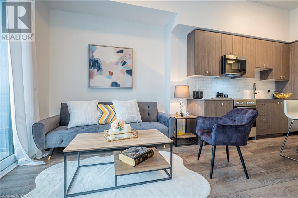 15 WELLINGTON Street Unit# 204