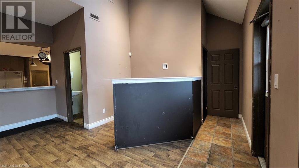 637 NORRIS Court Unit# 4
