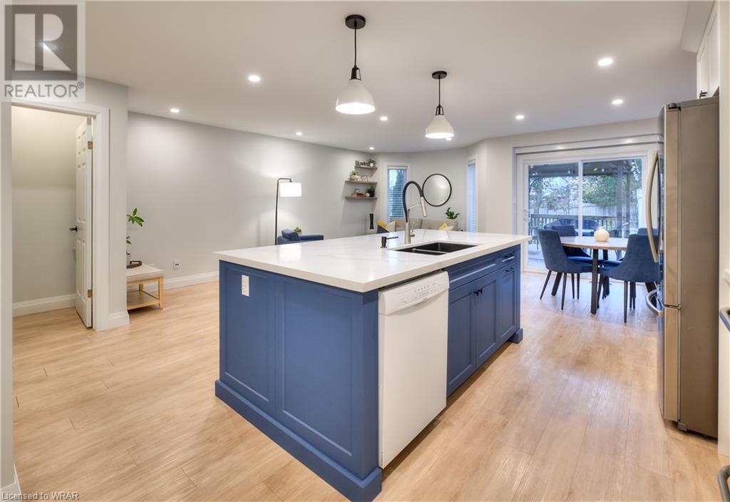 11 BEECHMANOR Crescent