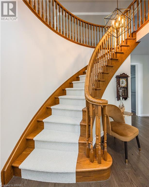 435 BARRINGTON Lane