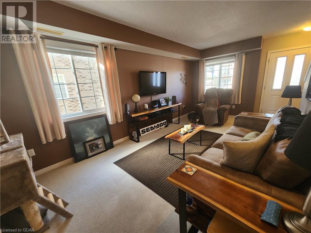 35 MOUNTFORD Drive Unit# 95