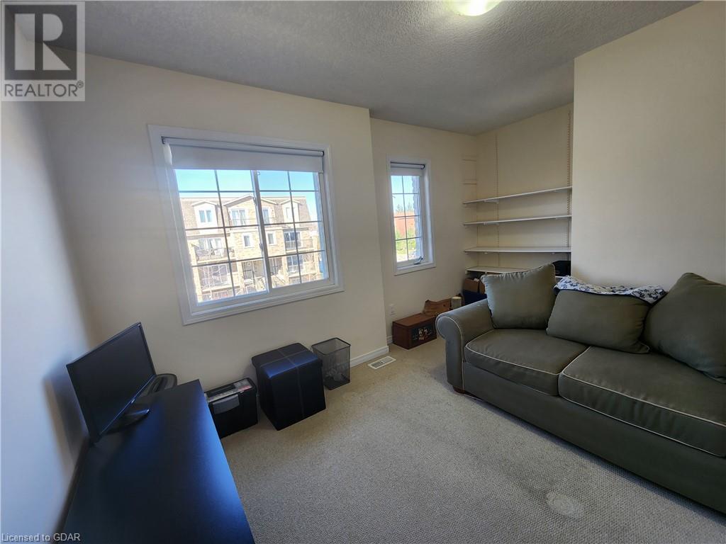 35 MOUNTFORD Drive Unit# 95